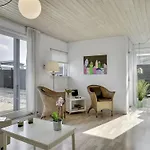 Alvina - 25m From The Sea By Interhome בית נופש